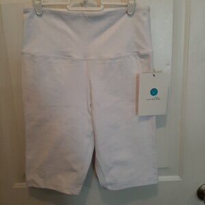 Svelte Tummy Control Stretch Shorts; Activewear; NWT; Size Large 10-12